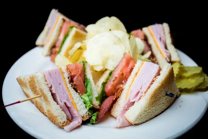 Dining-50.webp